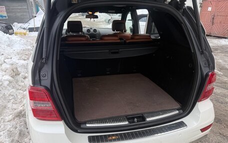 Mercedes-Benz M-Класс, 2011 год, 1 750 000 рублей, 5 фотография