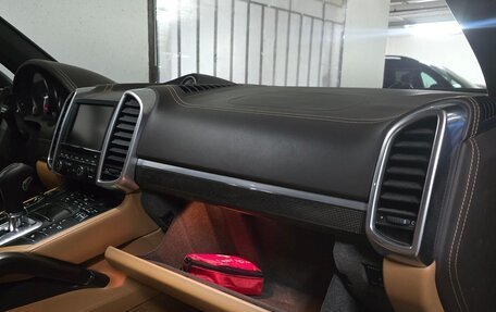 Porsche Cayenne III, 2012 год, 2 200 000 рублей, 24 фотография