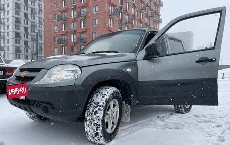 Chevrolet Niva I рестайлинг, 2013 год, 450 000 рублей, 11 фотография