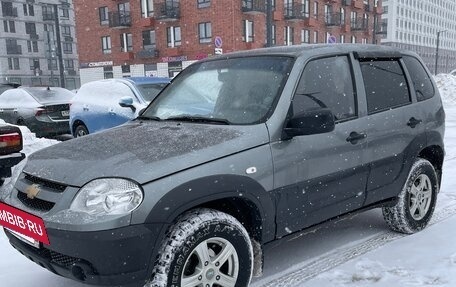 Chevrolet Niva I рестайлинг, 2013 год, 450 000 рублей, 19 фотография