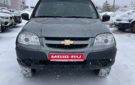 Chevrolet Niva I рестайлинг, 2013 год, 450 000 рублей, 20 фотография