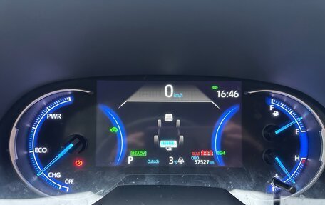 Toyota RAV4, 2020 год, 3 550 000 рублей, 13 фотография