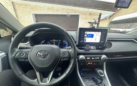 Toyota RAV4, 2020 год, 3 550 000 рублей, 11 фотография