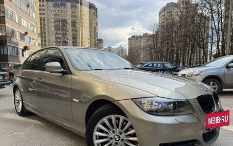 BMW 3 серия, 2011 год, 720 000 рублей, 2 фотография