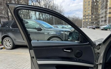 BMW 3 серия, 2011 год, 720 000 рублей, 17 фотография