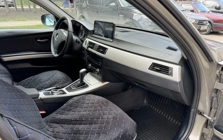 BMW 3 серия, 2011 год, 720 000 рублей, 22 фотография