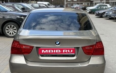BMW 3 серия, 2011 год, 720 000 рублей, 12 фотография