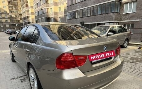 BMW 3 серия, 2011 год, 720 000 рублей, 8 фотография
