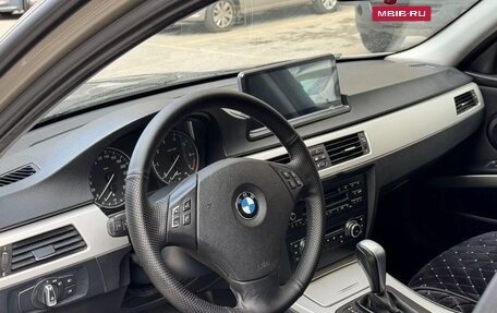 BMW 3 серия, 2011 год, 720 000 рублей, 25 фотография