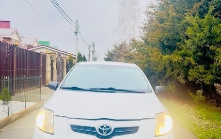 Toyota Auris II, 2009 год, 580 000 рублей, 2 фотография