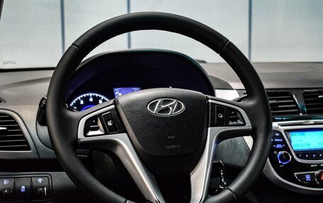 Hyundai Solaris II рестайлинг, 2011 год, 640 000 рублей, 13 фотография