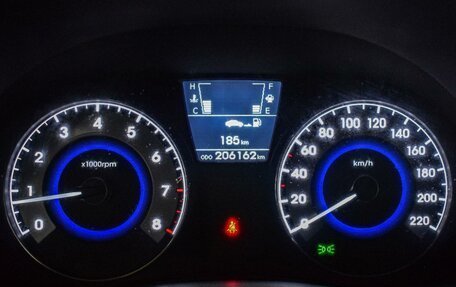 Hyundai Solaris II рестайлинг, 2011 год, 640 000 рублей, 15 фотография