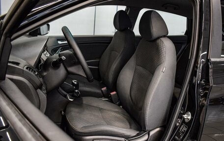 Hyundai Solaris II рестайлинг, 2011 год, 640 000 рублей, 10 фотография