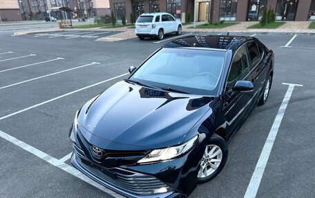 Toyota Camry, 2019 год, 2 700 000 рублей, 5 фотография