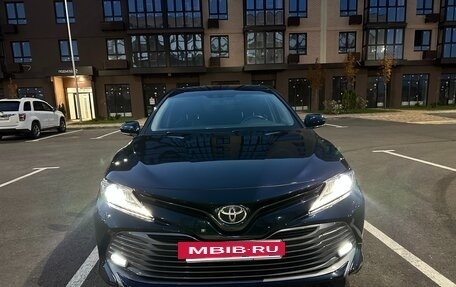 Toyota Camry, 2019 год, 2 700 000 рублей, 8 фотография