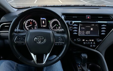 Toyota Camry, 2019 год, 2 700 000 рублей, 19 фотография