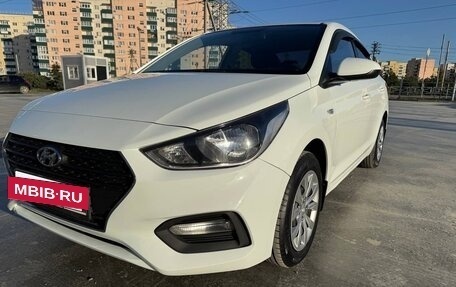 Hyundai Solaris II рестайлинг, 2018 год, 850 000 рублей, 10 фотография