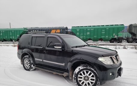 Nissan Pathfinder, 2011 год, 1 650 000 рублей, 4 фотография