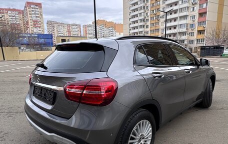 Mercedes-Benz GLA, 2019 год, 3 000 000 рублей, 6 фотография