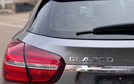 Mercedes-Benz GLA, 2019 год, 3 000 000 рублей, 12 фотография