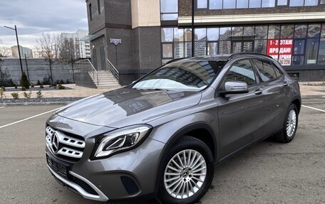 Mercedes-Benz GLA, 2019 год, 3 000 000 рублей, 8 фотография