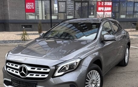 Mercedes-Benz GLA, 2019 год, 3 000 000 рублей, 9 фотография