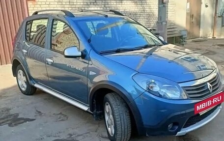 Renault Sandero I, 2013 год, 950 000 рублей, 4 фотография