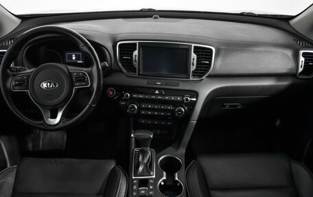 KIA Sportage IV рестайлинг, 2018 год, 2 050 000 рублей, 15 фотография