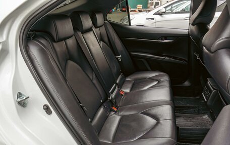 Toyota Camry, 2019 год, 2 449 000 рублей, 7 фотография