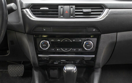 Mazda 6, 2016 год, 2 298 000 рублей, 15 фотография