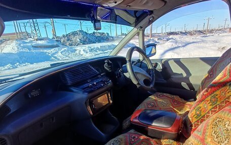 Toyota Estima III рестайлинг -2, 1993 год, 550 000 рублей, 2 фотография