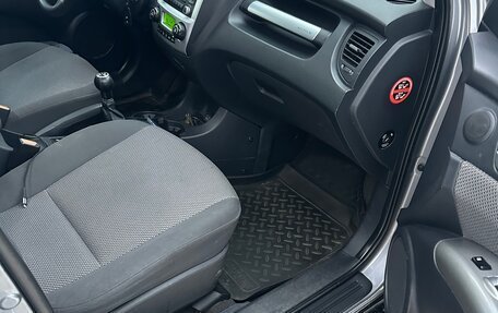 KIA Sportage II, 2010 год, 820 000 рублей, 10 фотография