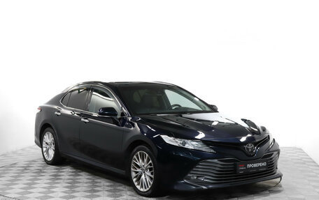 Toyota Camry, 2018 год, 3 299 000 рублей, 3 фотография