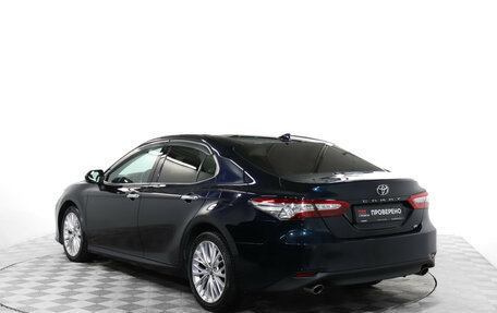 Toyota Camry, 2018 год, 3 299 000 рублей, 7 фотография