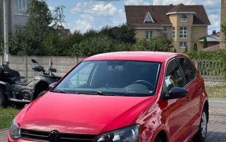 Volkswagen Polo VI (EU Market), 2012 год, 700 000 рублей, 3 фотография