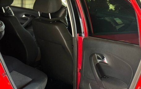 Volkswagen Polo VI (EU Market), 2012 год, 700 000 рублей, 19 фотография