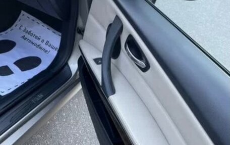 BMW 3 серия, 2011 год, 1 150 000 рублей, 3 фотография