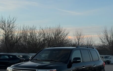 Toyota Land Cruiser 200, 2011 год, 3 300 000 рублей, 2 фотография