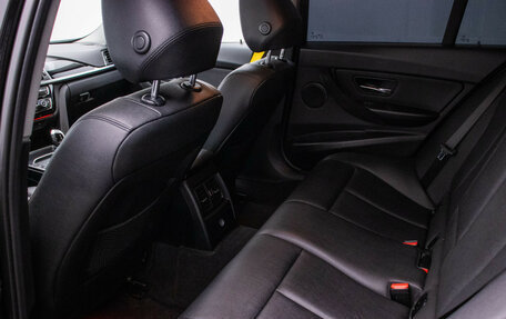 BMW 3 серия, 2018 год, 2 390 000 рублей, 11 фотография