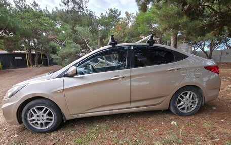 Hyundai Solaris II рестайлинг, 2013 год, 777 999 рублей, 11 фотография