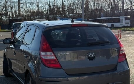 Hyundai i30 I, 2010 год, 670 000 рублей, 4 фотография