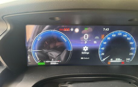 Toyota Camry, 2024 год, 4 600 000 рублей, 7 фотография