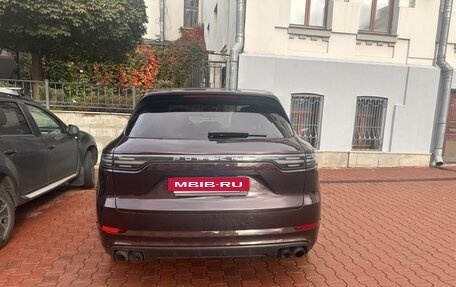 Porsche Cayenne III, 2020 год, 7 990 000 рублей, 2 фотография