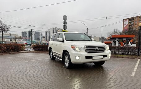 Toyota Land Cruiser 200, 2013 год, 3 985 000 рублей, 2 фотография