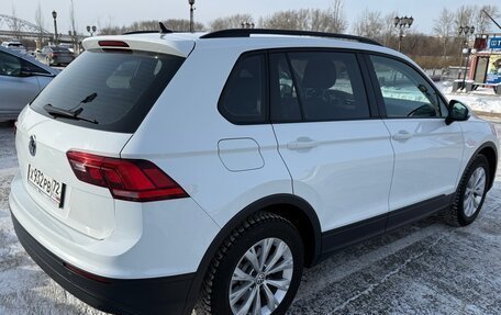 Volkswagen Tiguan II, 2020 год, 2 380 000 рублей, 3 фотография