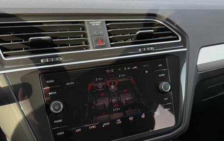 Volkswagen Tiguan II, 2020 год, 2 380 000 рублей, 8 фотография