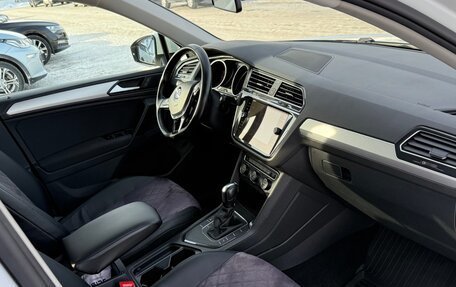 Volkswagen Tiguan II, 2020 год, 2 380 000 рублей, 9 фотография