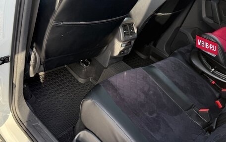 Volkswagen Tiguan II, 2020 год, 2 380 000 рублей, 6 фотография