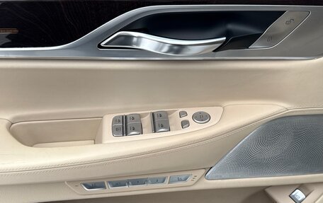 BMW 7 серия, 2016 год, 3 450 000 рублей, 12 фотография