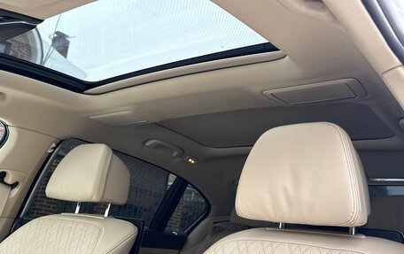 BMW 7 серия, 2016 год, 3 450 000 рублей, 18 фотография